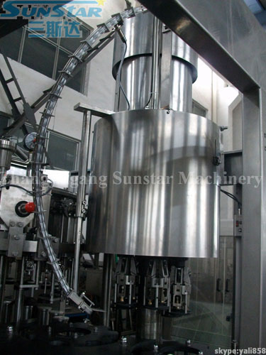 Carbonated Wine Washing Filling Capping Machine 3in1 For Glass Bottle And Aluminium Cap